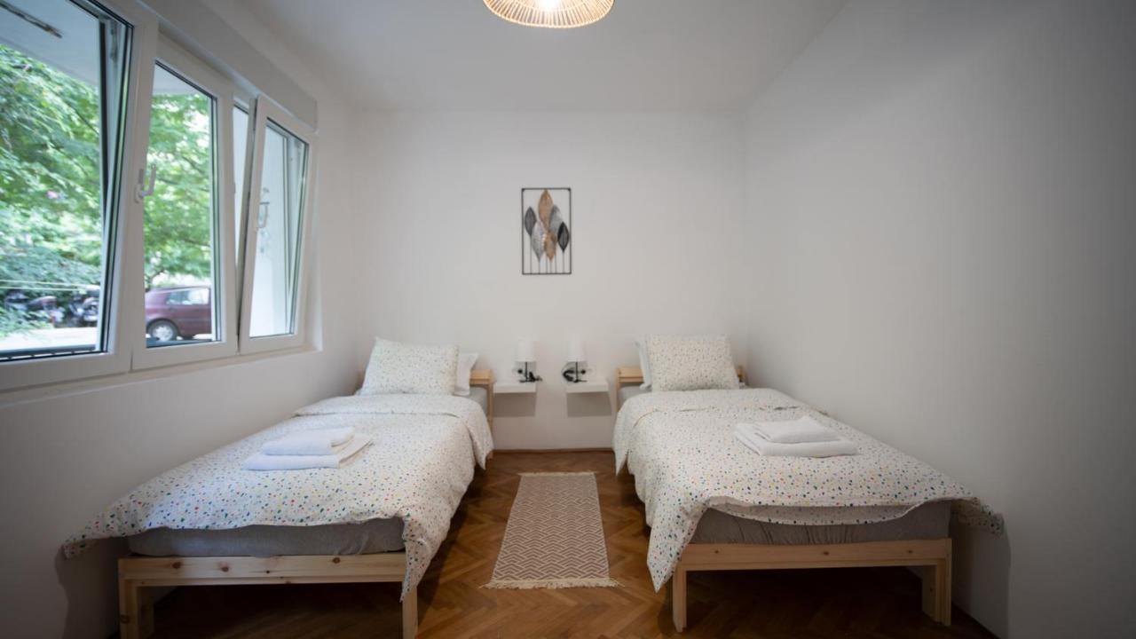 Cozy Apartment, 10 Minutes Walking Distance From The Old Town Kotor Exterior photo